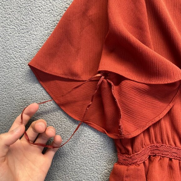 Miami Mi Ami Francesca’s Ruffle Dress size M Buttons V Neck,Lined,Casual,Preppy - Picture 9 of 12